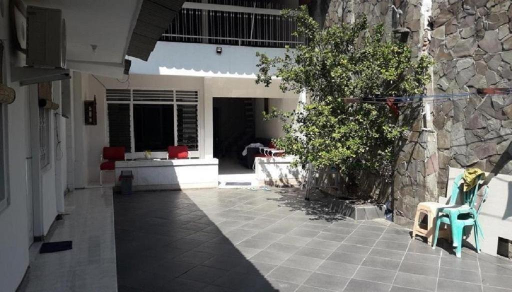 Graha Teras Syariah Hotel Surabaya Eksteriør billede
