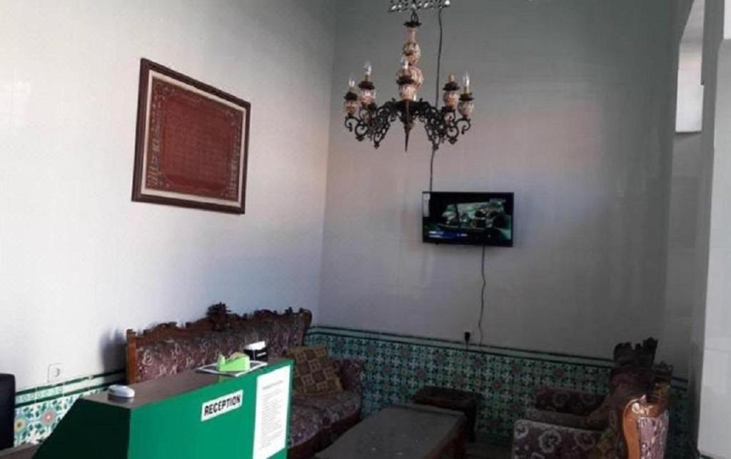 Graha Teras Syariah Hotel Surabaya Eksteriør billede