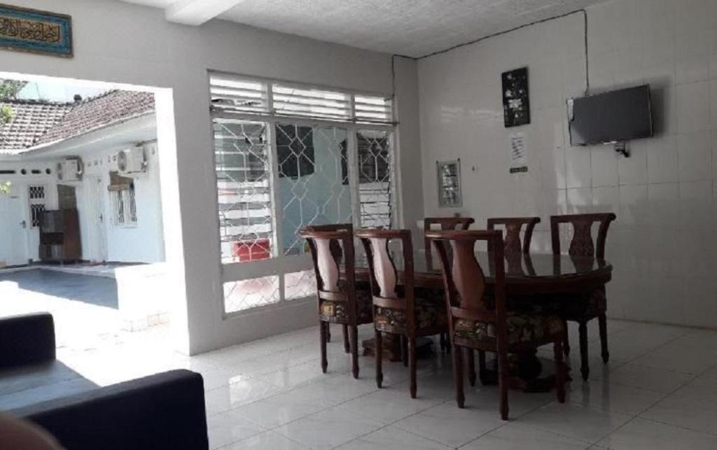 Graha Teras Syariah Hotel Surabaya Eksteriør billede